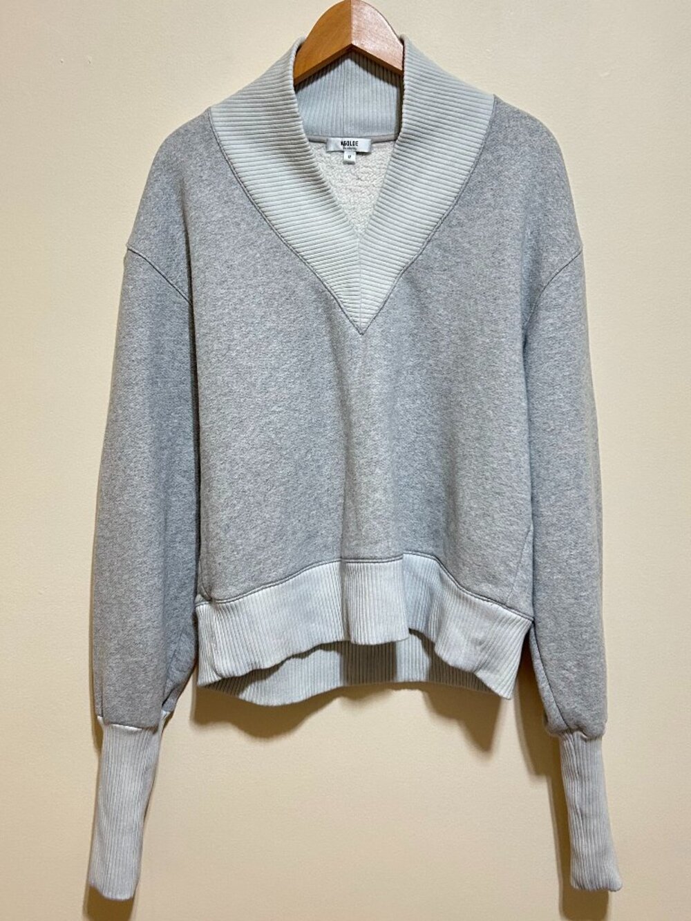 Agolde Klara Extended V-Neck Sweatshirt Heathered Grey Womens Size M